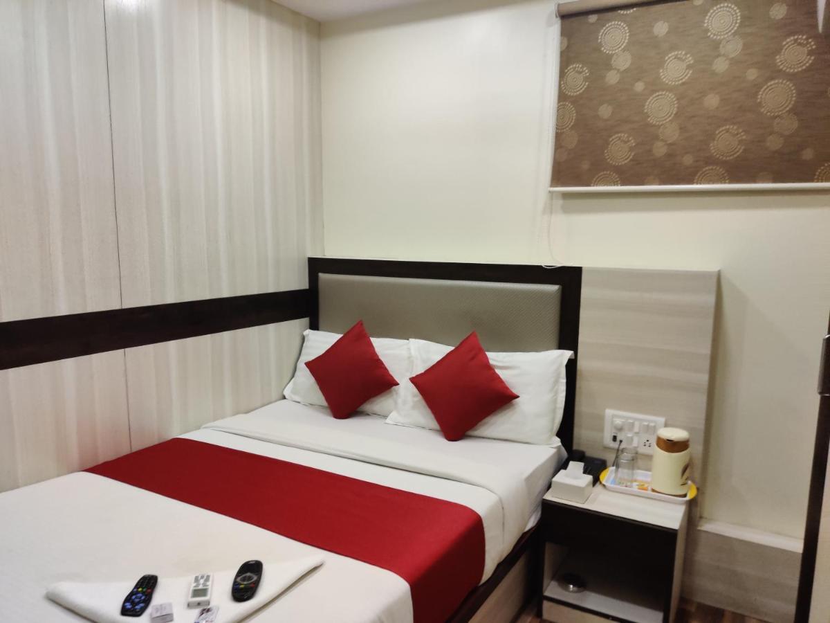Hotel Happyland Bombaim Exterior foto