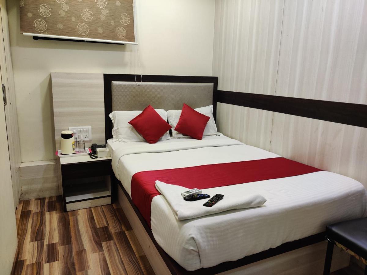 Hotel Happyland Bombaim Exterior foto