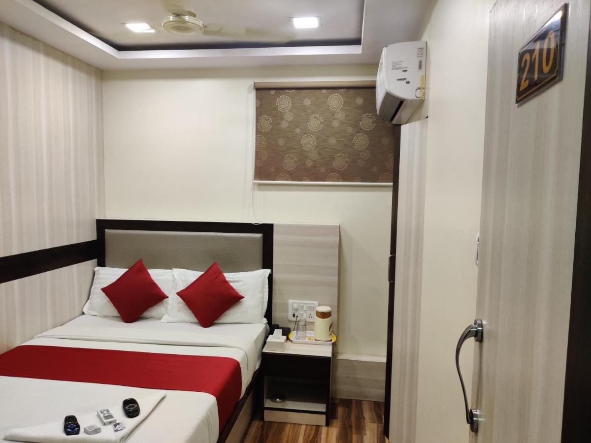 Hotel Happyland Bombaim Exterior foto